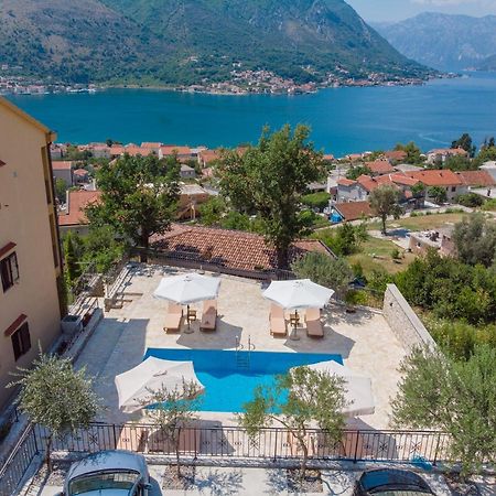 Our Sunset Apartments With Pool And Sea View Kotor Exteriör bild