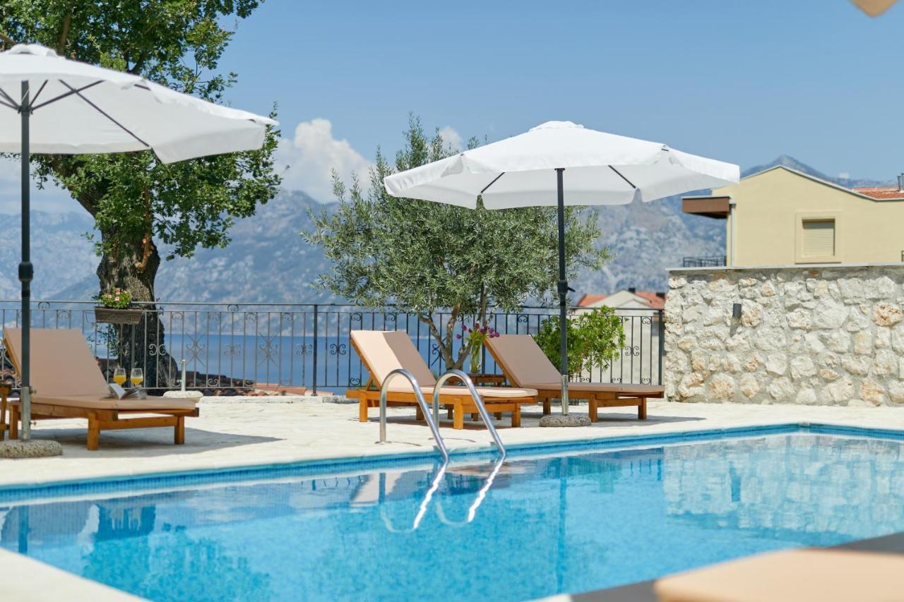 Our Sunset Apartments With Pool And Sea View Kotor Exteriör bild