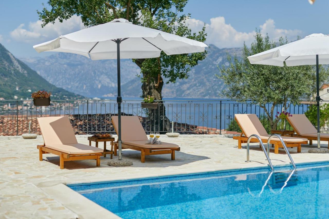 Our Sunset Apartments With Pool And Sea View Kotor Exteriör bild
