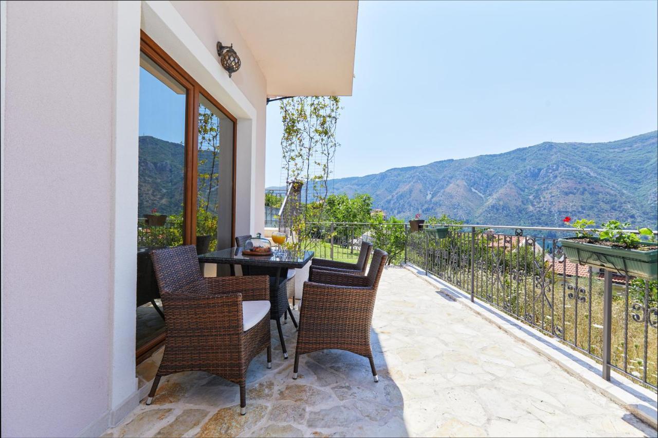 Our Sunset Apartments With Pool And Sea View Kotor Exteriör bild