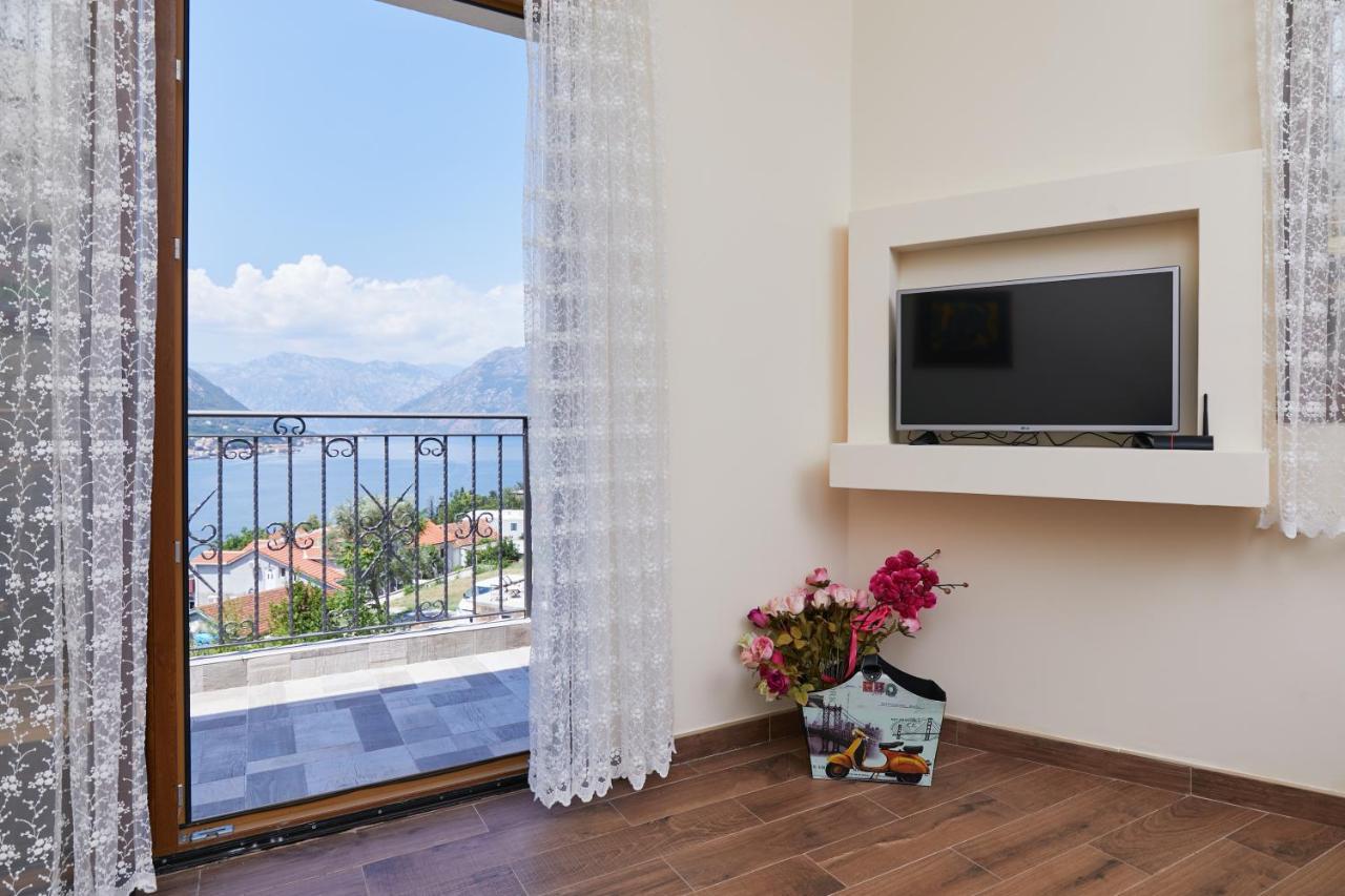 Our Sunset Apartments With Pool And Sea View Kotor Exteriör bild